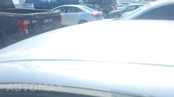 2011 Toyota Camry LE – miniatura 20