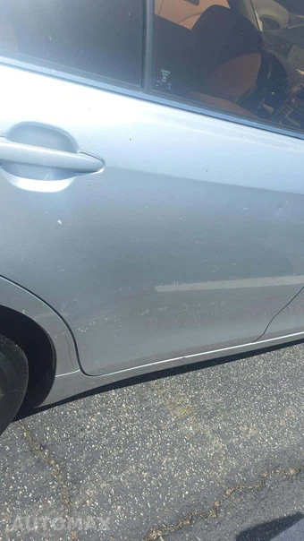 2011 Toyota Camry LE – miniatura 35