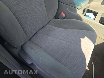 2011 Toyota Camry LE - miniatura 24