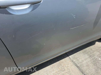 2011 Toyota Camry LE – miniatura 27
