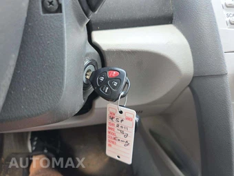 2011 Toyota Camry LE – miniatura 5