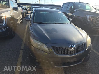 2011 Toyota Camry SE – miniatura 2