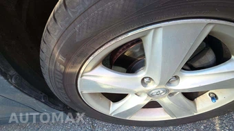2011 Toyota Camry SE – miniatura 28