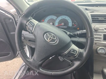 2011 Toyota Camry SE – miniatura 10
