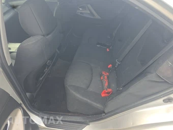 2011 Toyota Camry SE – miniatura 13