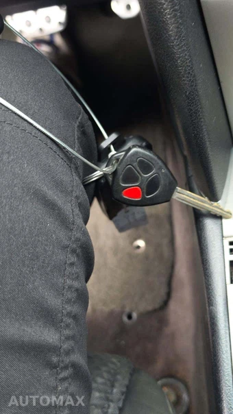2011 Toyota Camry SE – miniatura 18