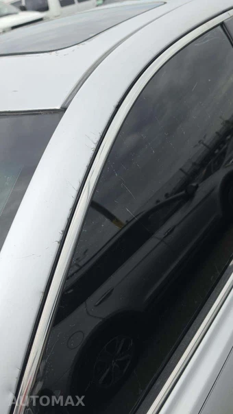 2011 Toyota Camry SE – miniatura 33