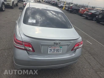 2011 Toyota Camry SE – miniatura 5