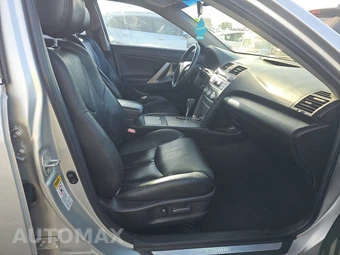 2011 Toyota Camry SE - miniatura 14