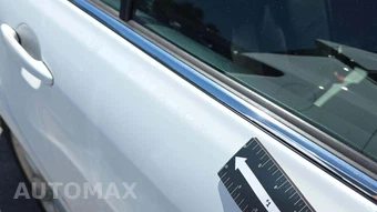 2011 Toyota Camry SE – miniatura 20