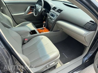 2011 Toyota Camry XLE - miniatura 5