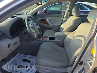 2011 Toyota Camry XLE - miniatura 13