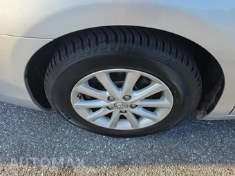 2011 Toyota Camry XLE - miniatura 8