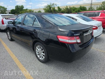 2011 Toyota Camry XLE - miniatura 2