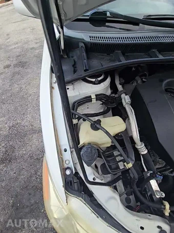2011 Toyota Corolla LE – miniatura 28