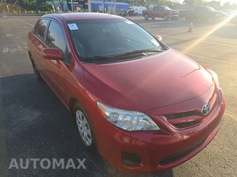 2011 Toyota Corolla LE - miniatura 3