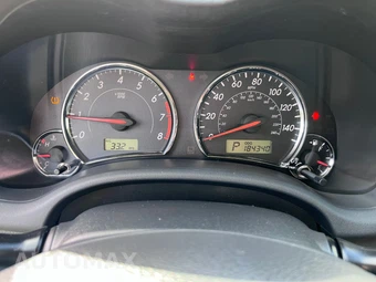 2011 Toyota Corolla S - miniatura 31