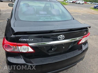 2011 Toyota Corolla S – miniatura 5