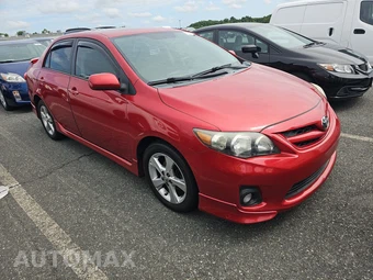 2011 Toyota Corolla S – miniatura 3