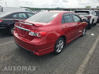 2011 Toyota Corolla S – miniatura 4