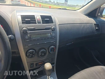2011 Toyota Corolla S - miniatura 11