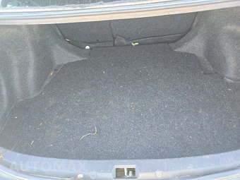2011 Toyota Corolla S - miniatura 16