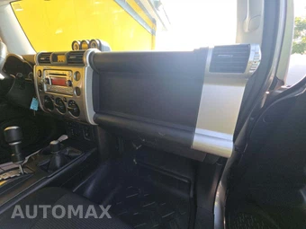 2011 Toyota FJ Cruiser w/Rear Doors - miniatura 19