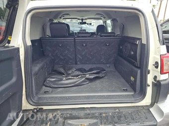 2011 Toyota FJ Cruiser w/Rear Doors - miniatura 14