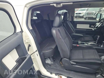 2011 Toyota FJ Cruiser w/Rear Doors - miniatura 16