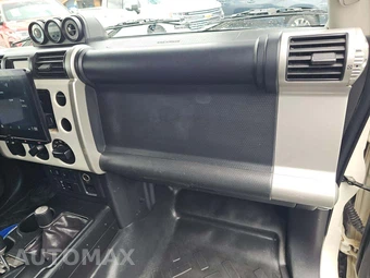 2011 Toyota FJ Cruiser w/Rear Doors - miniatura 19