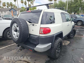 2011 Toyota FJ Cruiser w/Rear Doors - miniatura 3