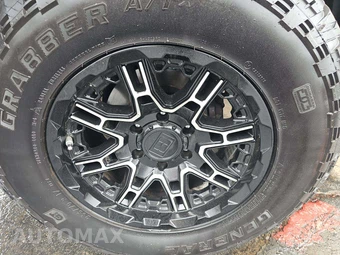 2011 Toyota FJ Cruiser w/Rear Doors - miniatura 37