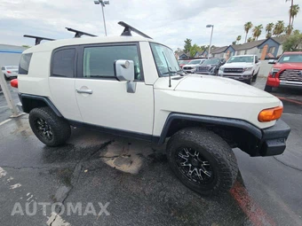 2011 Toyota FJ Cruiser w/Rear Doors - miniatura 4