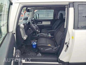 2011 Toyota FJ Cruiser w/Rear Doors - miniatura 6