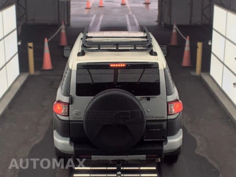 2011 Toyota FJ Cruiser w/Rear Doors - miniatura 6