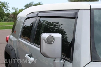 2011 Toyota FJ Cruiser w/Rear Doors - miniatura 14