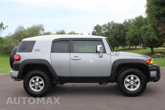 2011 Toyota FJ Cruiser w/Rear Doors - miniatura 2