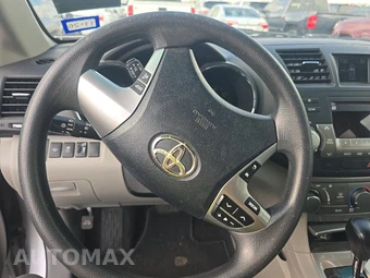 2011 Toyota Highlander – miniatura 10