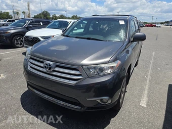2011 Toyota Highlander SE
