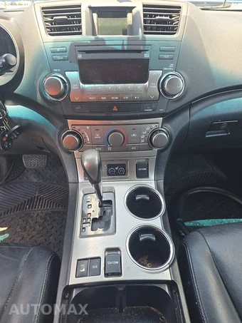 2011 Toyota Highlander SE - miniatura 11