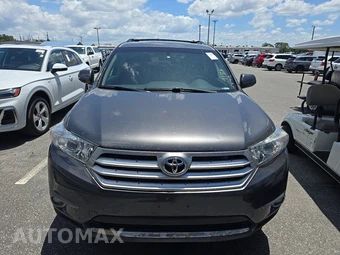 2011 Toyota Highlander SE - miniatura 2