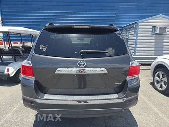2011 Toyota Highlander SE - miniatura 5