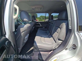2011 Toyota Land Cruiser - miniatura 10