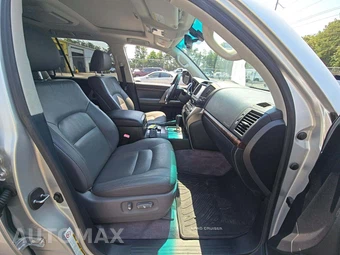 2011 Toyota Land Cruiser - miniatura 16
