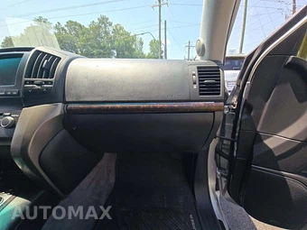 2011 Toyota Land Cruiser - miniatura 17