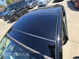 2011 Toyota Prius Four - miniatura 12