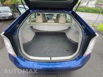 2011 Toyota Prius Two – miniatura 11