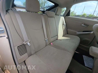 2011 Toyota Prius Two - miniatura 13