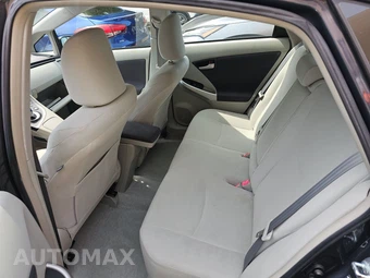 2011 Toyota Prius Two - miniatura 13