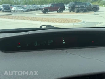 2011 Toyota Prius Two - miniatura 14